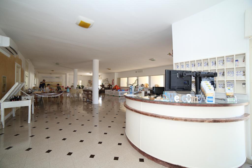 Hotel Albatros Торре-Вадо Екстер'єр фото
